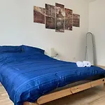 ADFORD Zimmer