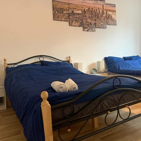 ADFORD Zimmer 3*